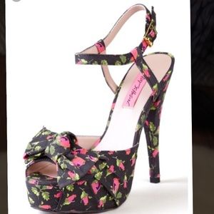 Betsey Johnson rose floral heels with bow